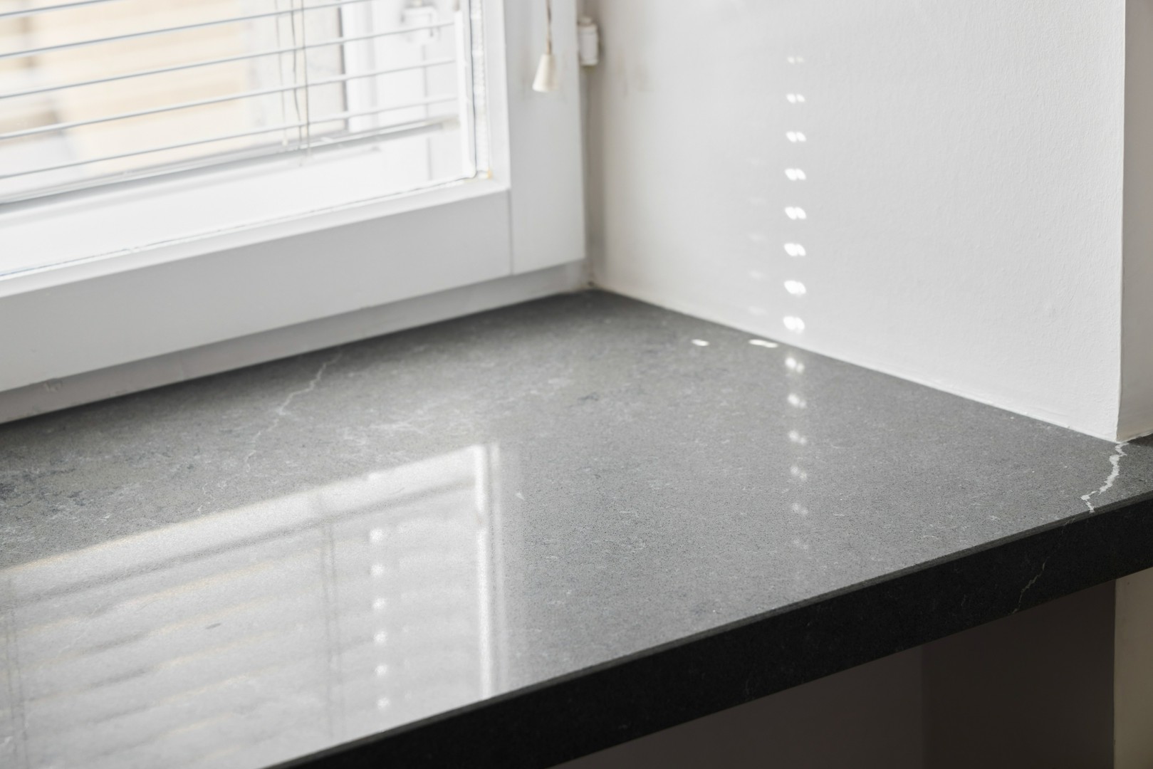 Marmurowe parapety kuchenne – elegancja i funkcjonalność